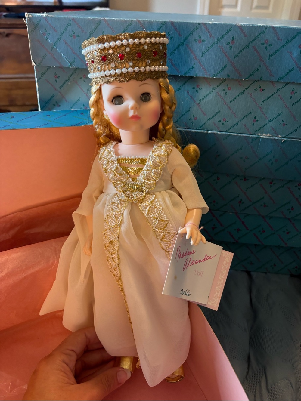 Madame Alexander Isolde 14in
